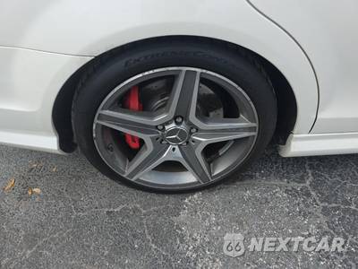 2013 Mercedes-Benz AMG C 63 Sedan - zdjęcie 10 z 23 - miniatura