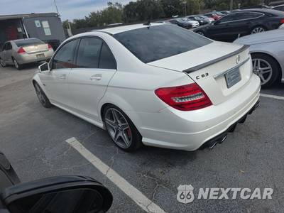 2013 Mercedes-Benz AMG C 63 Sedan - zdjęcie 6 z 23 - miniatura