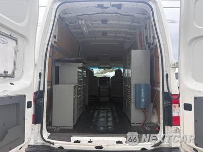 2012 Nissan NV2500 HD Cargo SV High Roof 146.1" WB - zdjęcie 13 z 34 - miniatura