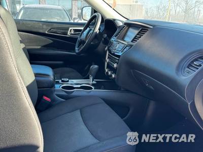 2020 Nissan Pathfinder S - zdjęcie 23 z 26 - miniatura