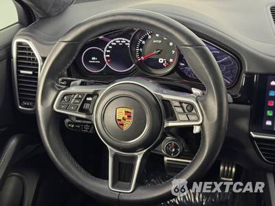 2022 Porsche Cayenne GTS Coupe - zdjęcie 19 z 48 - miniatura