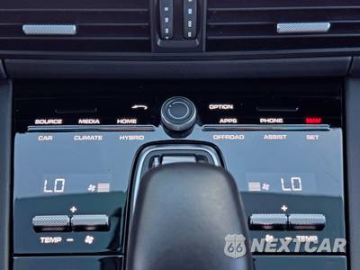 2021 Porsche Cayenne Coupe E-Hybrid Turbo S - zdjęcie 31 z 48 - miniatura