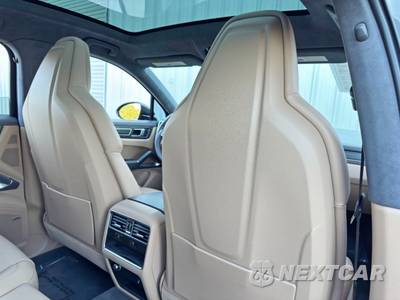 2022 Porsche Cayenne Turbo S E-Hybrid Coupe - zdjęcie 40 z 48 - miniatura