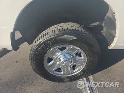2017 Ram 2500 Tradesman Crew Cab Long Bed - zdjęcie 10 z 21 - miniatura