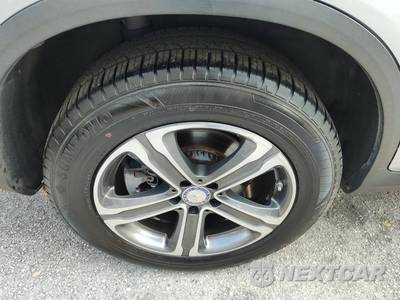2017 Mercedes-Benz GLC 300 - zdjęcie 27 z 50 - miniatura