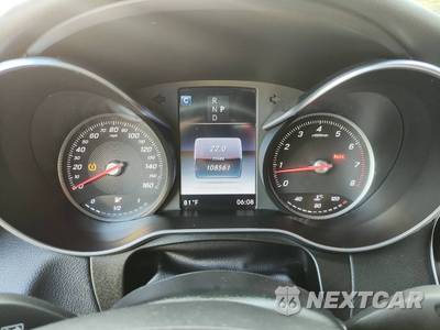 2017 Mercedes-Benz GLC 300 - zdjęcie 33 z 50 - miniatura