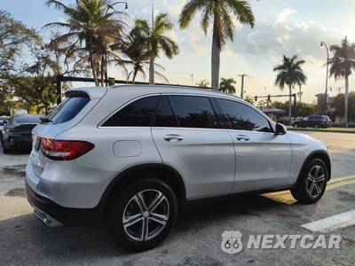 2017 Mercedes-Benz GLC 300 - zdjęcie 11 z 50 - miniatura