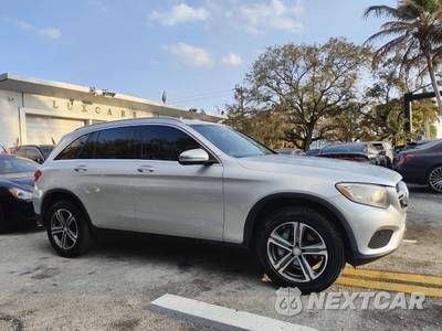 2017 Mercedes-Benz GLC 300 - zdjęcie 12 z 50 - miniatura