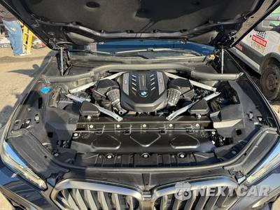 2021 BMW X6 Sports Activity Coupe M50i - zdjęcie 33 z 34 - miniatura