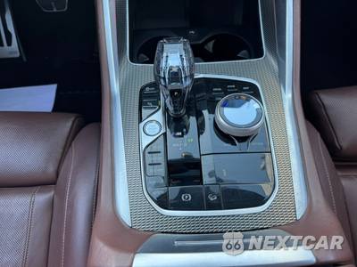 2021 BMW X6 Sports Activity Coupe M50i - zdjęcie 21 z 34 - miniatura