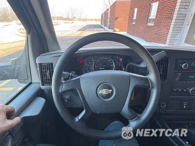 2014 Chevrolet Express 3500 Cutaway 1WT DRW - zdjęcie 15 z 30 - miniatura