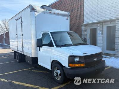 2014 Chevrolet Express 3500 Cutaway 1WT DRW - zdjęcie 10 z 30 - miniatura