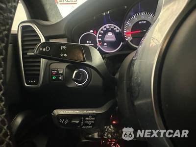 2021 Porsche Cayenne GTS - zdjęcie 35 z 50 - miniatura