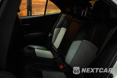 2020 Toyota Corolla Hatchback XSE - zdjęcie 10 z 29 - miniatura
