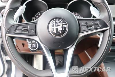 2018 Alfa Romeo Stelvio Sport - zdjęcie 28 z 30 - miniatura