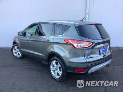 2014 Ford Escape SE - zdjęcie 4 z 42 - miniatura
