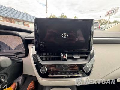 2024 Toyota Corolla LE Sedan - zdjęcie 42 z 50 - miniatura