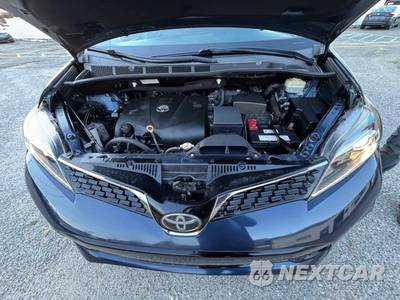 2019 Toyota Sienna SE 8-Passenger 119.3" WB - zdjęcie 39 z 50 - miniatura