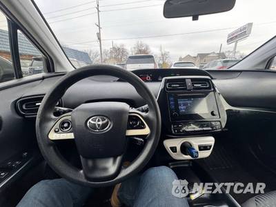 2016 Toyota Prius Two - zdjęcie 47 z 50 - miniatura