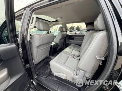 2013 Toyota Sequoia SR5 - zdjęcie 49 z 50 - miniatura