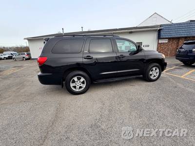 2013 Toyota Sequoia SR5 - zdjęcie 10 z 50 - miniatura