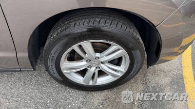 2013 Acura Base 4dr SUV - zdjęcie 30 z 50 - miniatura