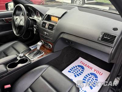 2011 Mercedes-Benz C 300 4MATIC - zdjęcie 44 z 117 - miniatura