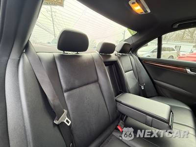 2011 Mercedes-Benz C 300 4MATIC - zdjęcie 52 z 117 - miniatura