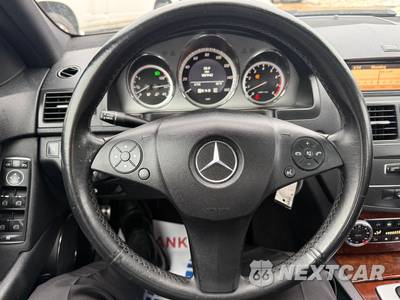 2011 Mercedes-Benz C 300 4MATIC - zdjęcie 84 z 117 - miniatura