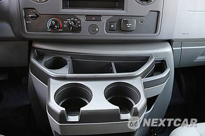 2025 Ford E-350 Cutaway - zdjęcie 32 z 49 - miniatura