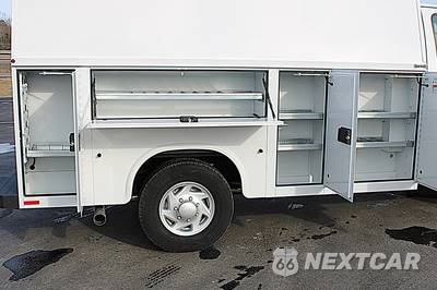 2025 Ford E-350 Cutaway - zdjęcie 10 z 49 - miniatura