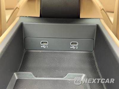 2022 Porsche 911 Targa 4S - zdjęcie 35 z 48 - miniatura