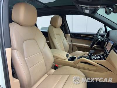 2022 Porsche Cayenne - zdjęcie 39 z 48 - miniatura