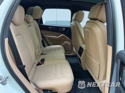 2022 Porsche Cayenne - zdjęcie 42 z 48 - miniatura