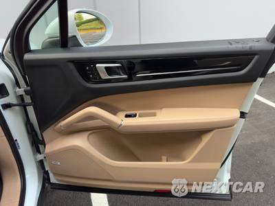2022 Porsche Cayenne - zdjęcie 46 z 48 - miniatura