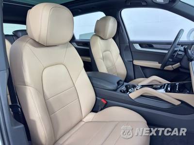 2025 Porsche Cayenne S - zdjęcie 41 z 48 - miniatura