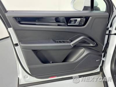 2023 Porsche Cayenne - zdjęcie 40 z 48 - miniatura