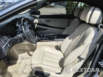 2013 BMW 6 Series Convertible 650i - zdjęcie 22 z 45 - miniatura