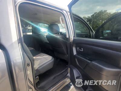 2019 Nissan TITAN S Crew Cab Short Bed - zdjęcie 16 z 50 - miniatura
