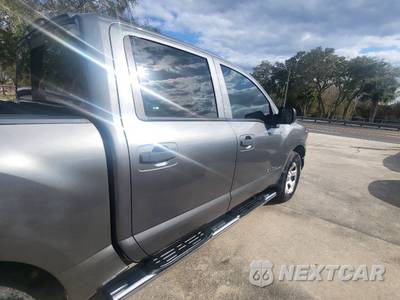 2019 Nissan TITAN S Crew Cab Short Bed - zdjęcie 21 z 50 - miniatura