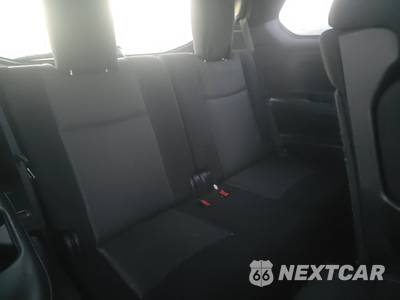 2018 Nissan Pathfinder SV - zdjęcie 14 z 29 - miniatura