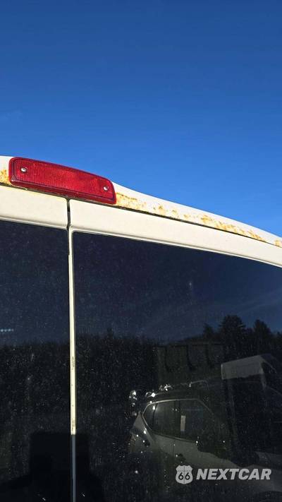2015 Nissan NV2500 HD Cargo SL Standard Roof 146.1" WB