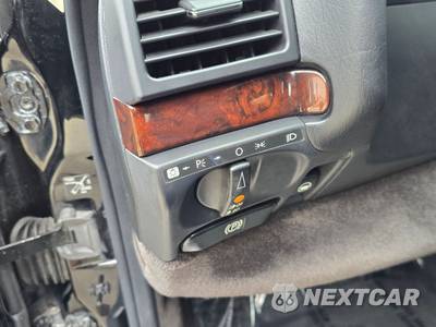 1996 Mercedes-Benz S 320 SWB Sedan - zdjęcie 48 z 92 - miniatura
