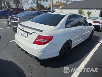 2013 Mercedes-Benz AMG C 63 Sedan - zdjęcie 4 z 23 - miniatura