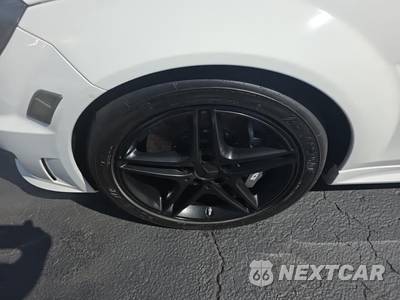 2013 Mercedes-Benz AMG C 63 Sedan - zdjęcie 8 z 23 - miniatura