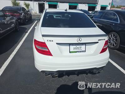 2013 Mercedes-Benz AMG C 63 Sedan - zdjęcie 5 z 23 - miniatura
