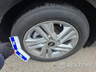 2020 Hyundai Elantra Value Edition Sedan - zdjęcie 30 z 34 - miniatura