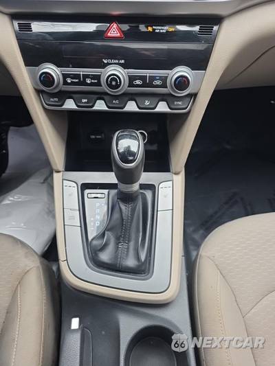 2020 Hyundai Elantra Value Edition Sedan - zdjęcie 34 z 34 - miniatura