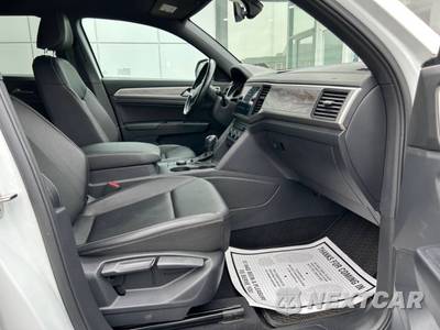 2020 Volkswagen Atlas Cross Sport V6 SE w/Technology - zdjęcie 17 z 32 - miniatura