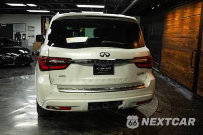 2024 INFINITI LUXE - zdjęcie 6 z 30 - miniatura